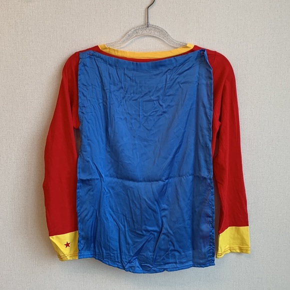 🎉HP🎉 Girl’s Wonder Woman Top w/CAPE! Sz M - Picture 4 of 12